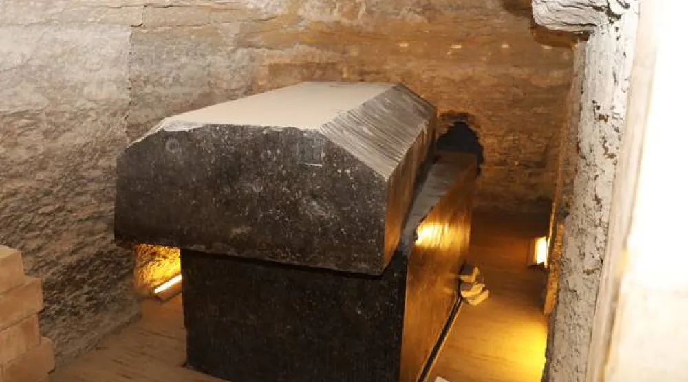 «توابيت السيرابيوم» ضمن آثار سقّارة (وزارة السياحة والآثار المصرية)