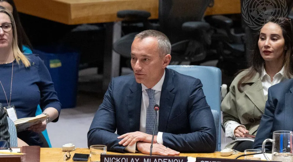 الممثل السامي لغزة في «مجلس السلام» نيكولاي ملادينوف يتحدث أمام مجلس الأمن بنيويوك الثلاثاء الماضي (الأمم المتحدة)