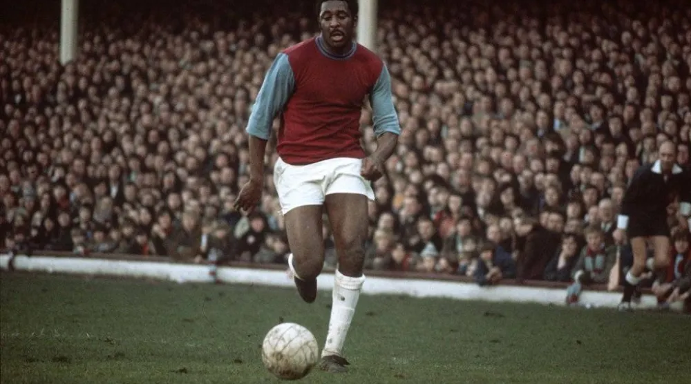 كلايد بست إبان تمثيله نادي وست هام (نادي وست هام)