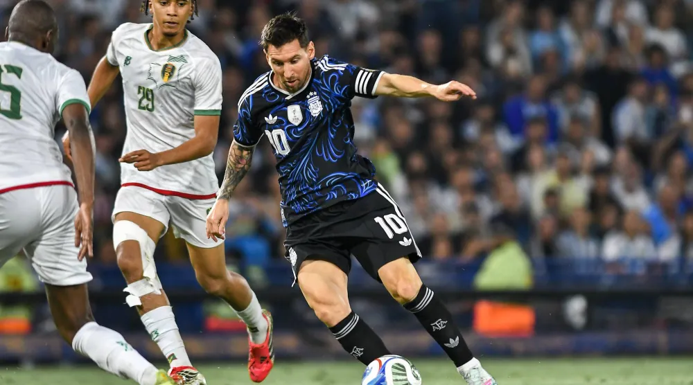 أرجنتين ميسي هزمت موريتانيا في البومبونيرا (د.ب.أ)