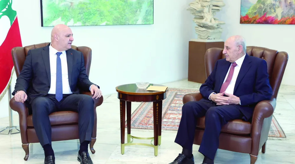 رئيس الجمهورية جوزيف عون مستقبلاً رئيس البرلمان نبيه بري (أرشيفية- رئاسة الجمهورية)