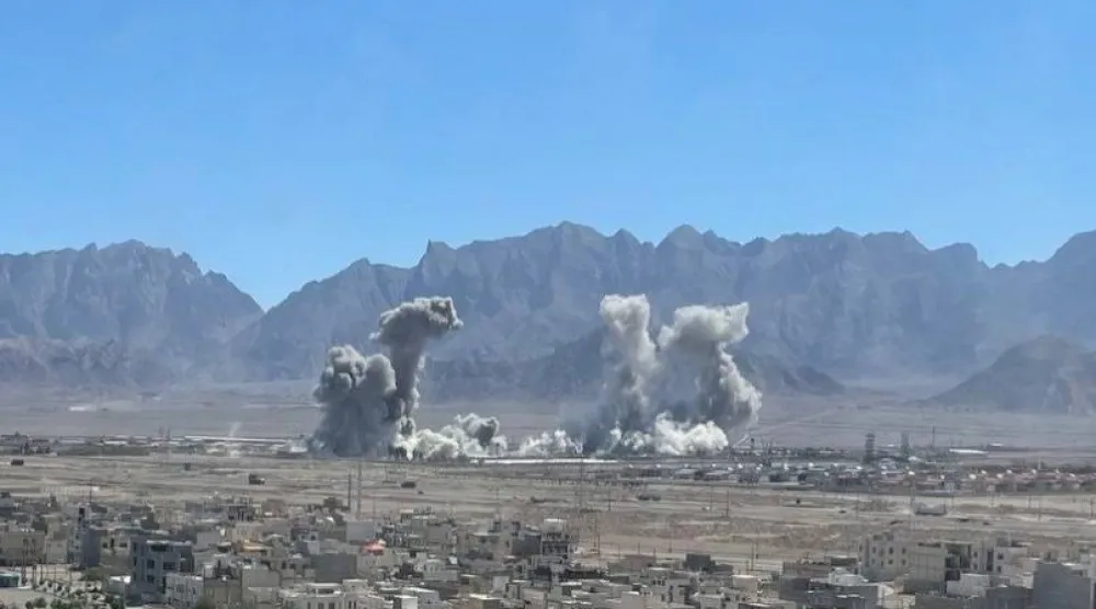 ضربات على موقع عسكري في ضواحي مدينة يزد وسط إيران (شبكات التواصل)