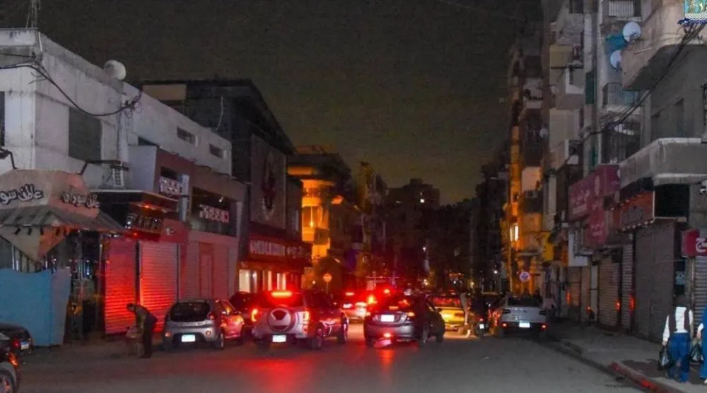 محال تجارية تغلق أبوابها تنفيذاً لخطة ترشيد استهلاك الطاقة في مصر (محافظة الإسكندرية)