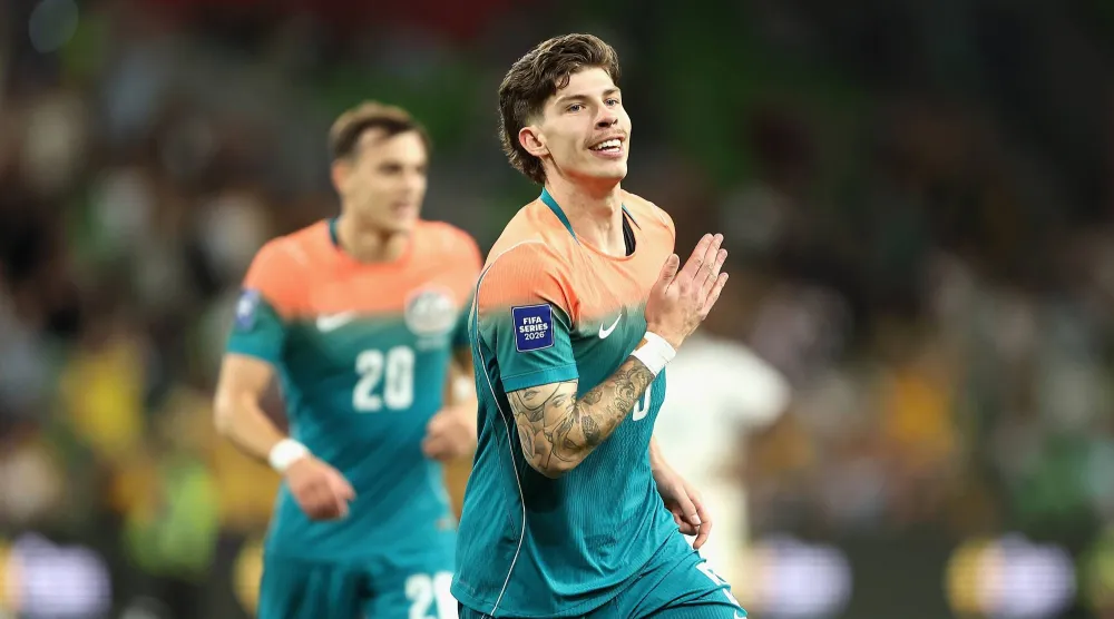 جوردان بوز سجل الهدف الثالث (إ.ب.أ)