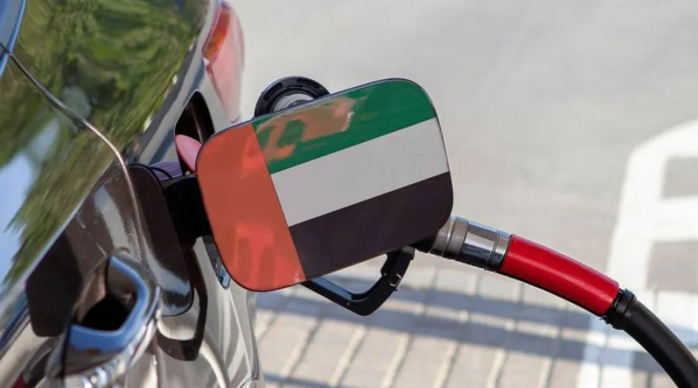 أقرت الإمارات زيادة أسعار البنزين والديزل بداية من شهر أبريل (إكس)