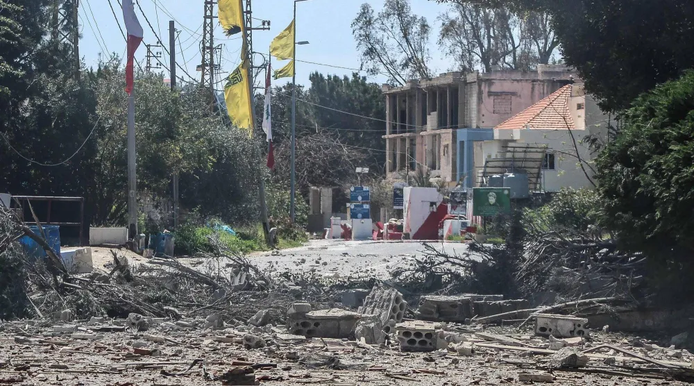 دمار بعد قصف بلدة العامرية في جنوب لبنان (أ.ف.ب)
