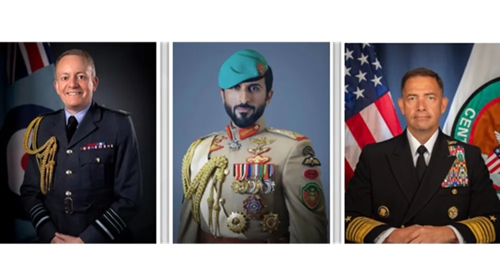  جمعت المشاورات الشيخ ناصر بن حمد وبراد كوبر وريتشارد نايتون (بنا)