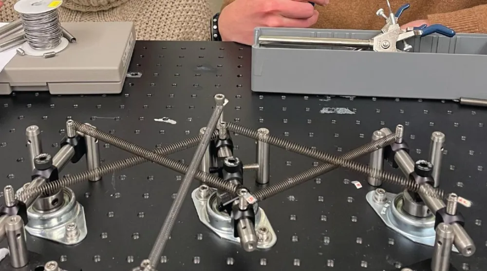 Bu mekanik bilgisayar, gücünü elektrik yerine fiziksel kuvvetten alıyor (St. Olaf College)