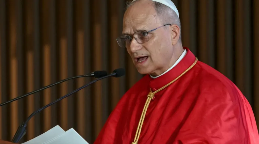 Papa Leo, ABD'nin İran'la savaşı hakkında ABD Başkanı Donald Trump'la tartışmaya girmeyi "hiç de istemediğini" ve İncil'i vaaz etmeyi sürdüreceğini söyledi (AFP)