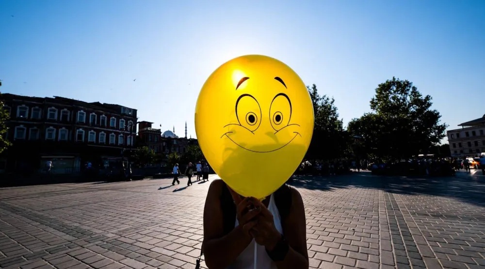 لأشخاص الأكثر سعادة وصحة مع التقدم في العمر يشتركون في 6 عادات رئيسية (بيكسلز)