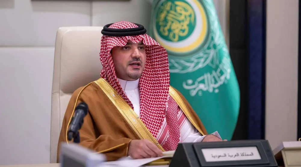 الأمير عبد العزيز بن سعود بن نايف خلال اجتماع مجلس وزراء الداخلية العرب (واس)