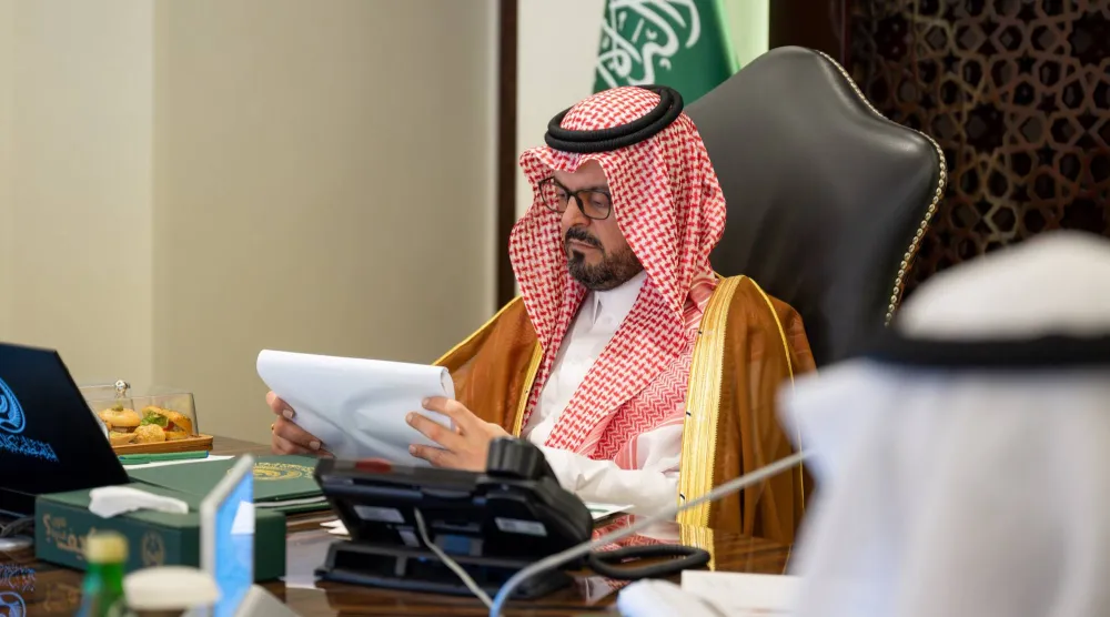 الأمير سعود بن مشعل لدى ترؤسه اجتماع اللجنة الدائمة للحج والعمرة الأربعاء (إمارة منطقة مكة المكرمة)