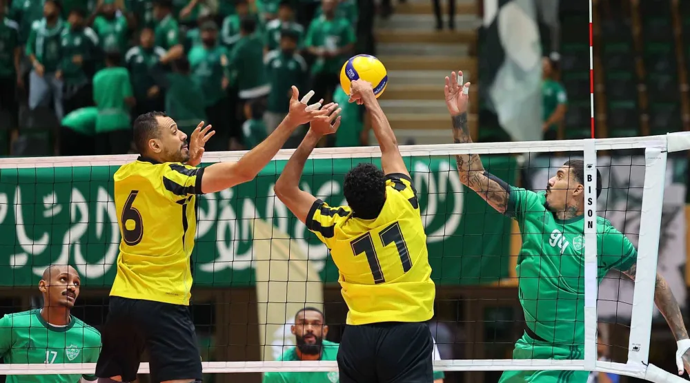 كأس النخبة للكرة الطائرة: الاتحاد يقهر الأهلي في قمة مثيرة