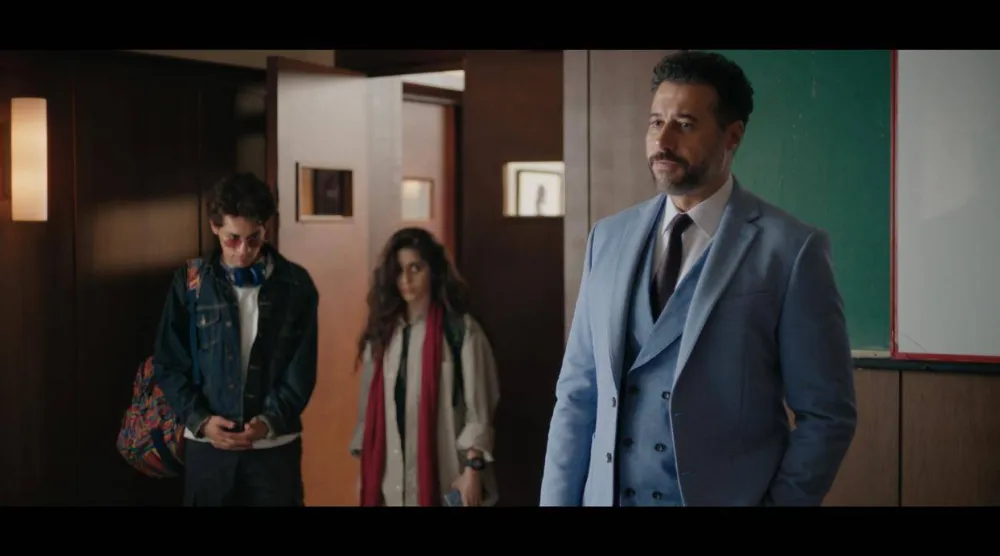 أحمد السعدني ومايان السيد في مشهد من فيلم افتتاح المهرجان (الشركة المنتجة)

