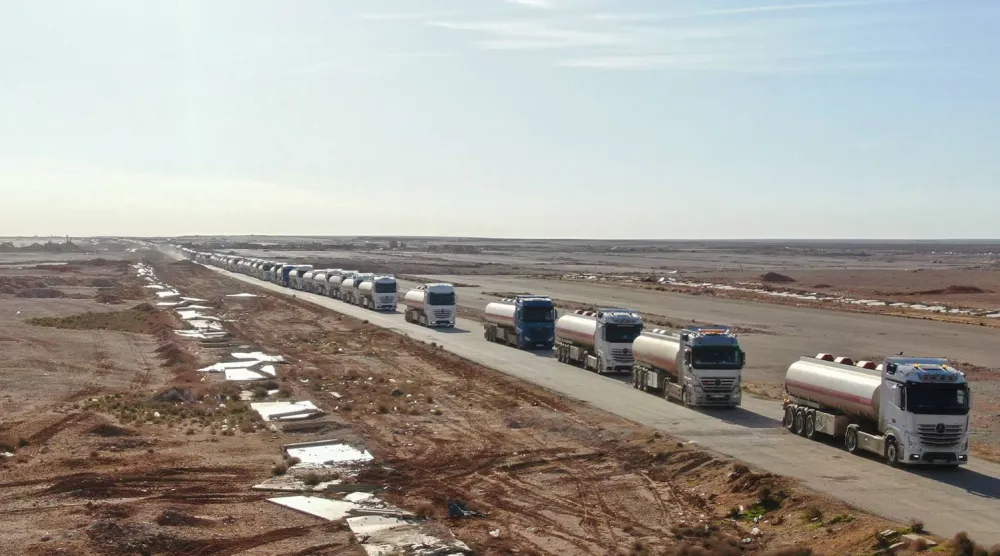 صهاريج عراقية متجهة لدخول الأراضي السورية (الهيئة العامة للمنافذ والجمارك السورية)