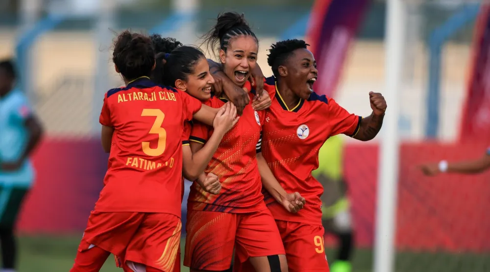 فرحة لاعبات الترجي بالهدف الثاني أمام نجمة جدة (الشرق الأوسط)