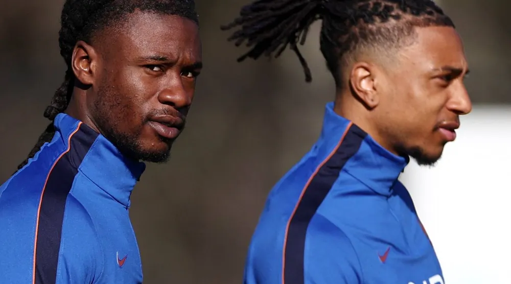 كامافينغا يحظى بصداقة كبيرة مع مواطنه أوليسي في المنتخب الفرنسي (أ.ف.ب)