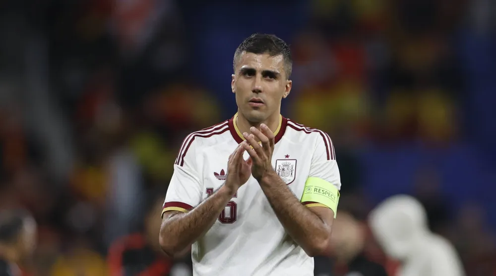 رودري لاعب مانشستر سيتي ومنتخب إسبانيا (إ.ب.أ)