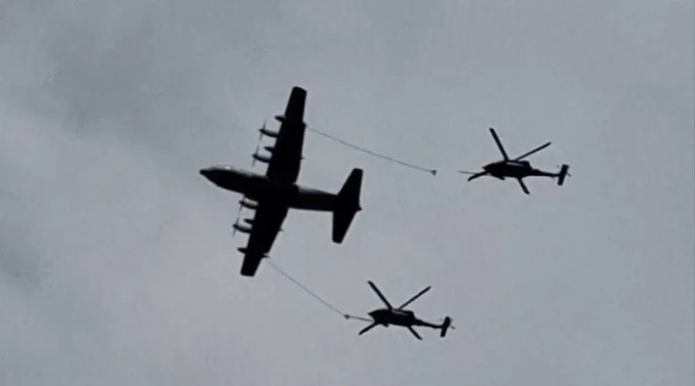 صورة انتشرت من تحليق طائرات حربية أميركية خلال عملية انقاذ الطيارين في غرب إيران (شبكات التواصل)