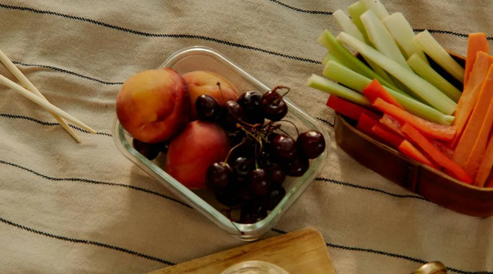 تناول كميات صغيرة من الطعام قد يقلل الضغط على الجهاز الهضمي مقارنة بالوجبات الكبيرة (بكسلز)