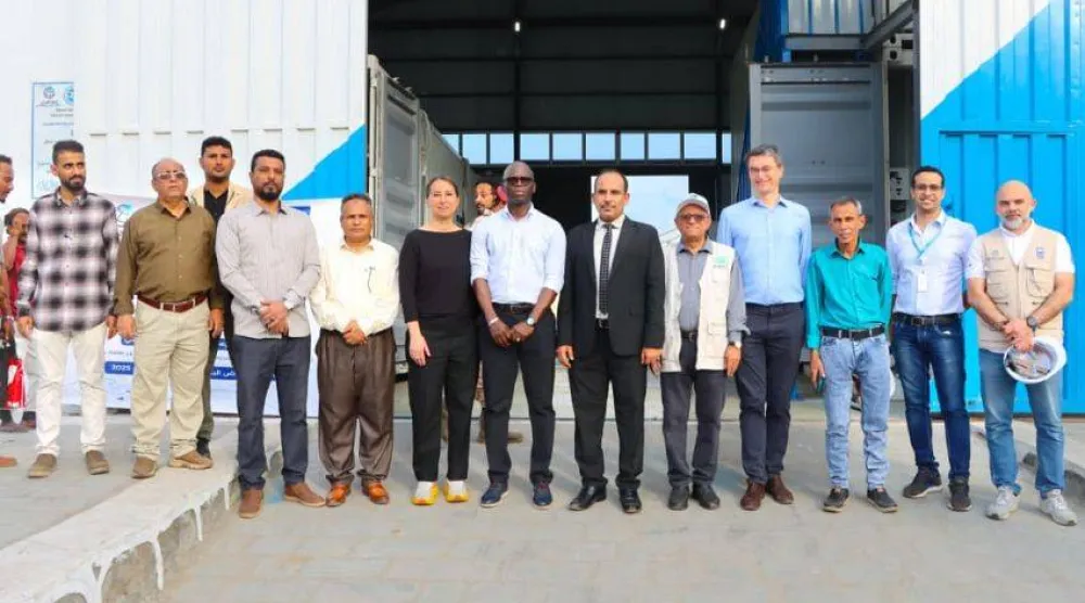 وفد من البنك الدولي زار مركز الإنزال السمكي في عدن (إعلام حكومي)