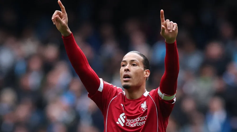 فرجيل فان دايك (رويترز)