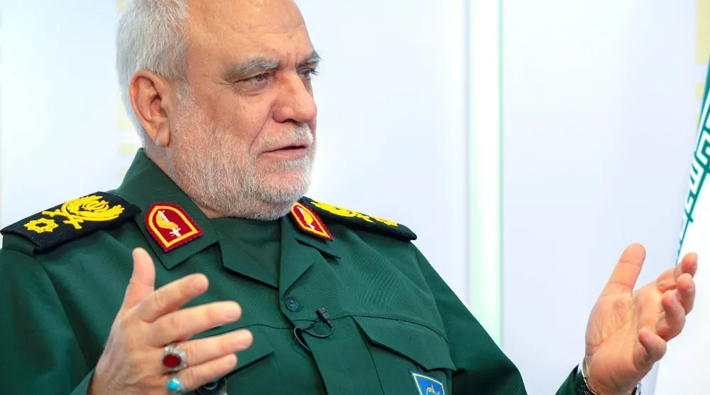 صورة نشرها موقع المرشد الإيراني من حوار مع خادمي - 18 فبراير الماضي