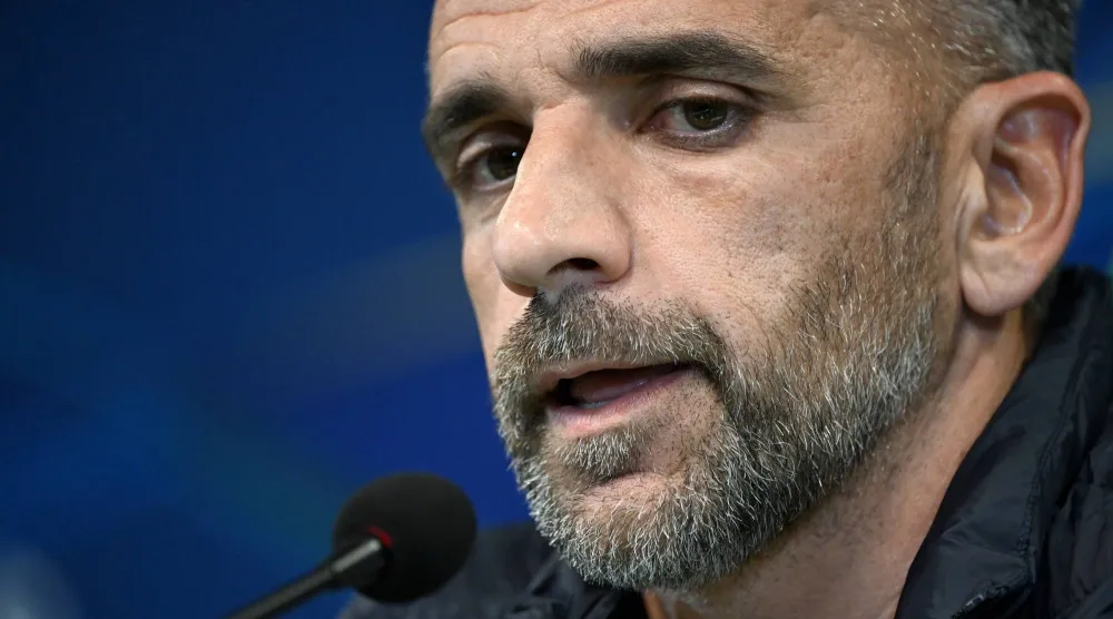 روي بورغيس المدير الفني لفريق سبورتنغ لشبونة البرتغالي (د.ب.أ)