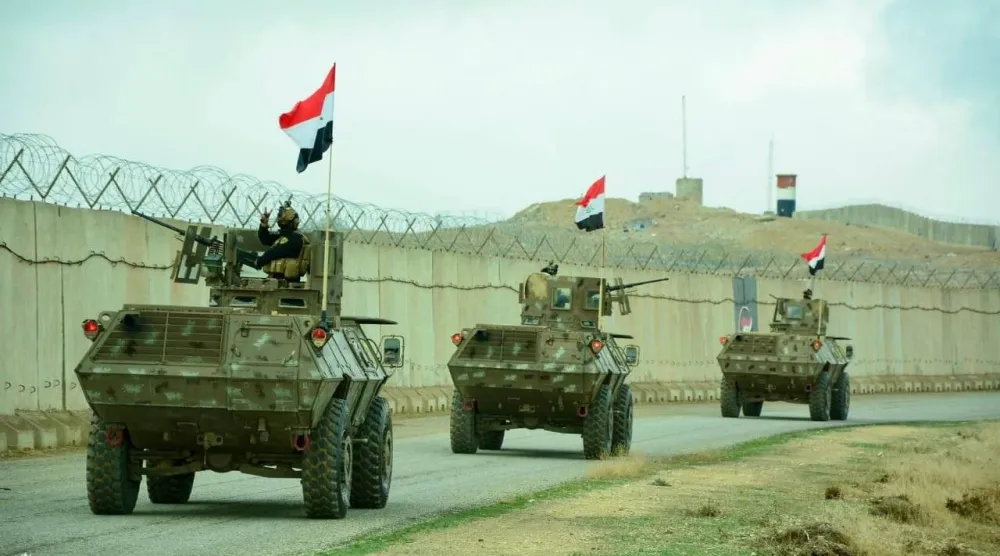 دورية عسكرية عراقية على الحدود مع سوريا (وكالة الأنباء العراقية)