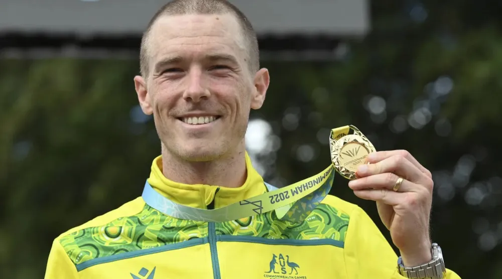 روهان دينيس (أ.ب)