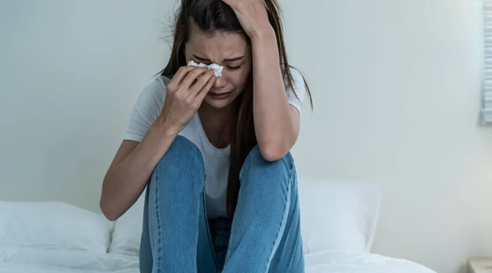 ليست كل الدموع طريقاً إلى الراحة (شاترستوك)