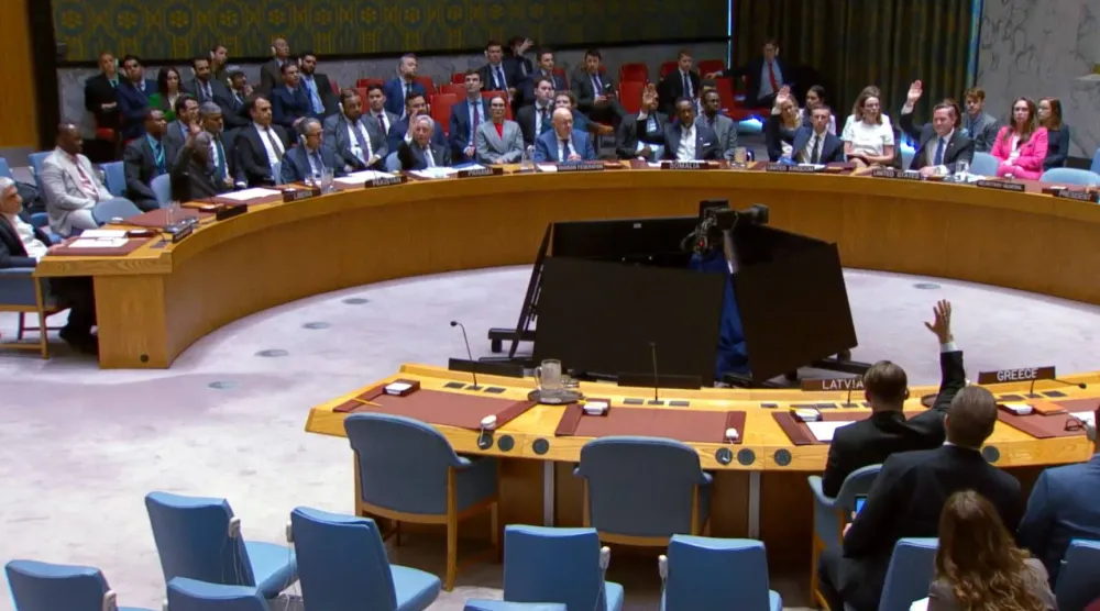 مجلس الأمن الدولي خلال تصويته على مشروع القرار الذي قدمته البحرين الثلاثاء (الأمم المتحدة) 