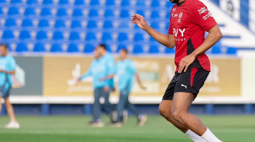 سالم الدوسري شارك في التدريبات الجماعية تمهيداً لعودته للمباريات عقب الإصابة (نادي الهلال)