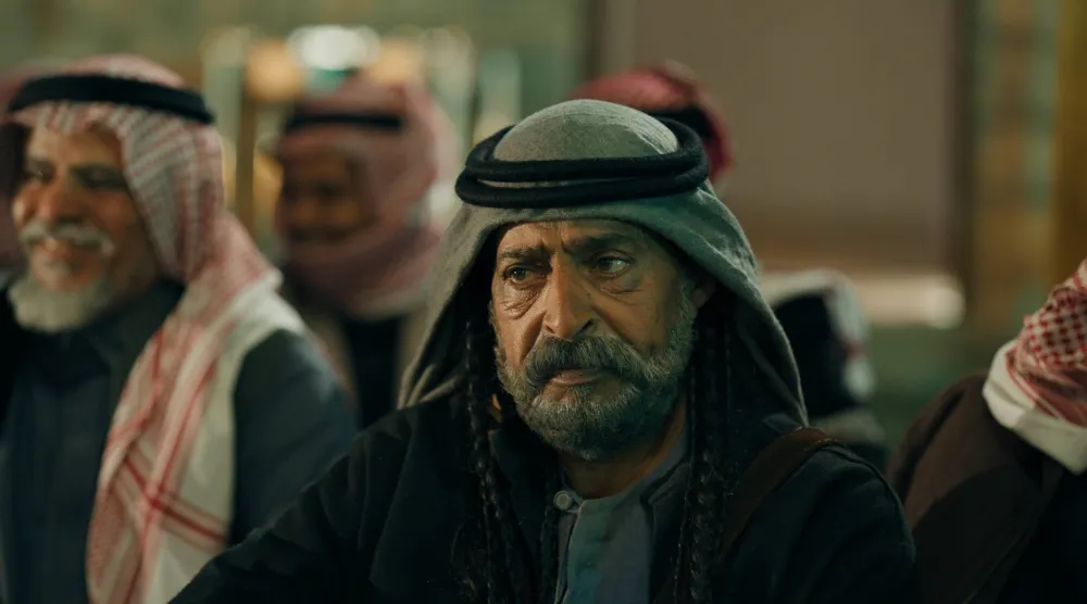 دخول قوي للشاعر مانع بن شلحاط في أولى تجاربه التمثيلية (نتفليكس)