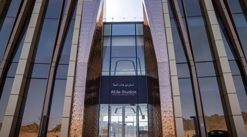 يُعدّ مجمّع استوديوهات العلا مركزاً إقليمياً لقطاع الإنتاج السينمائي والتلفزيوني (واس)