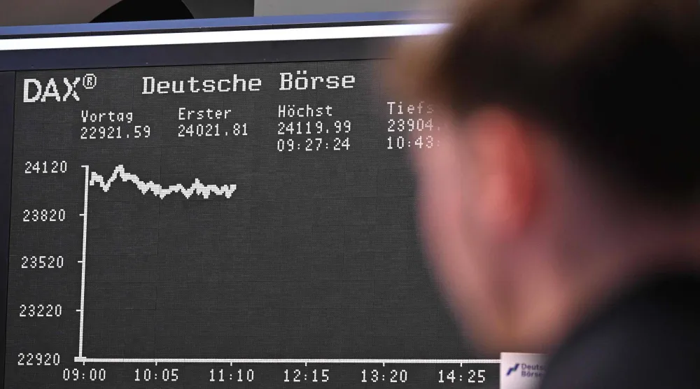 مخطط مؤشر الأسهم الألماني «داكس» في بورصة فرانكفورت (أ.ف.ب)
