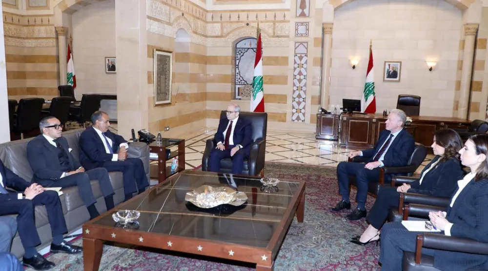 جانب من محادثات نواف سلام مع وزير الخارجية المصري في بيروت الشهر الماضي (الخارجية المصرية)