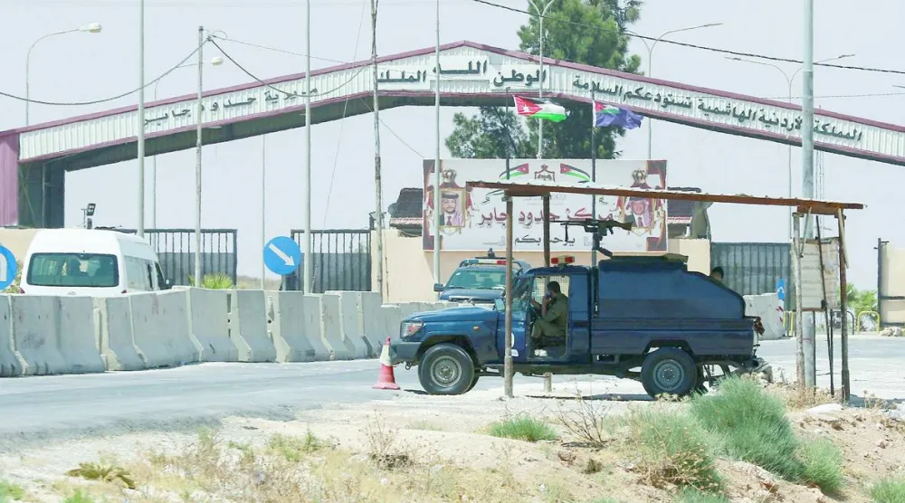 معبر جابر الرسمي بين الحدود الأردنية - السورية (أ.ف.ب)