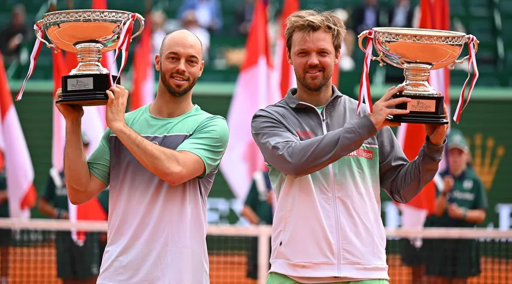 كيفن كرافيتز وتيم بوتز (رابطة اللاعبين المحترفين)