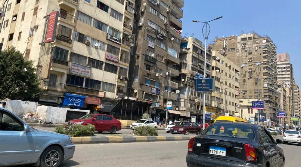 وسائل التواصل الاجتماعي دعمت انتشار قصص الانتحار في مصر (الشرق الأوسط)