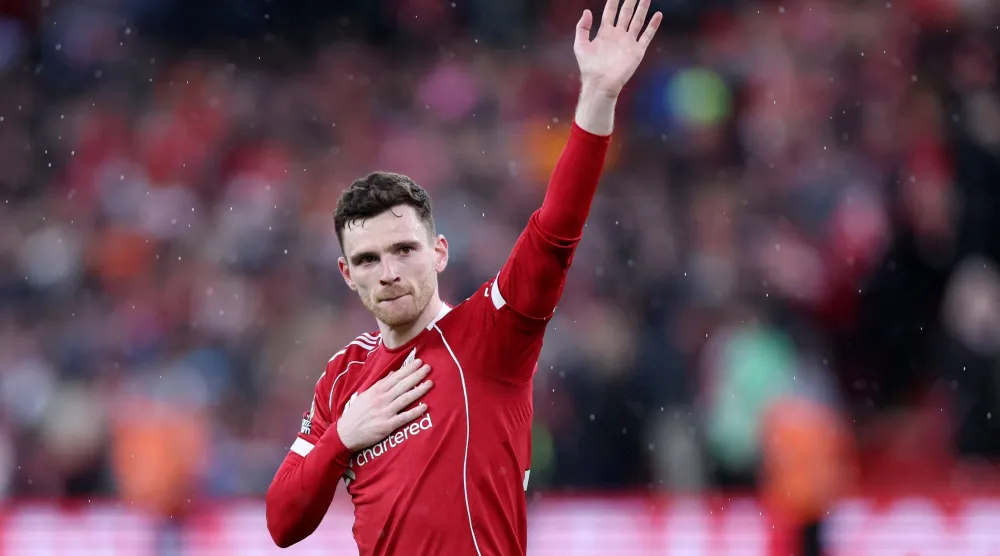 نهاية هادئة في «آنفيلد»... روبرتسون يفتح باب الرحيل: أريد أن ألعب