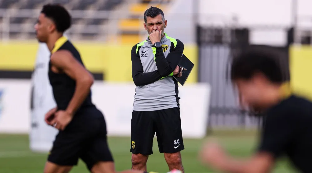 سيرجيو كونسيساو المدير الفني لفريق الاتحاد (نادي الاتحاد)