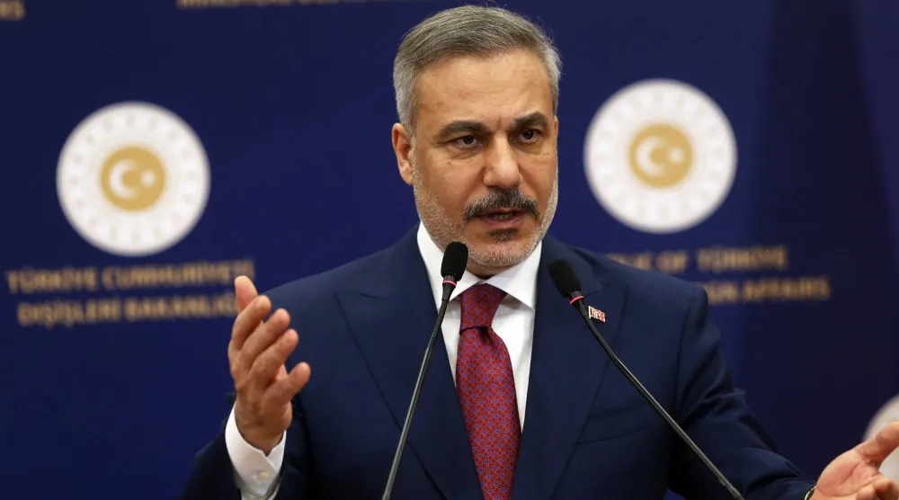 وزير الخارجية التركي هاكان فيدان خلال مؤتمر صحافي سابق في أنقرة (إ.ب.أ)