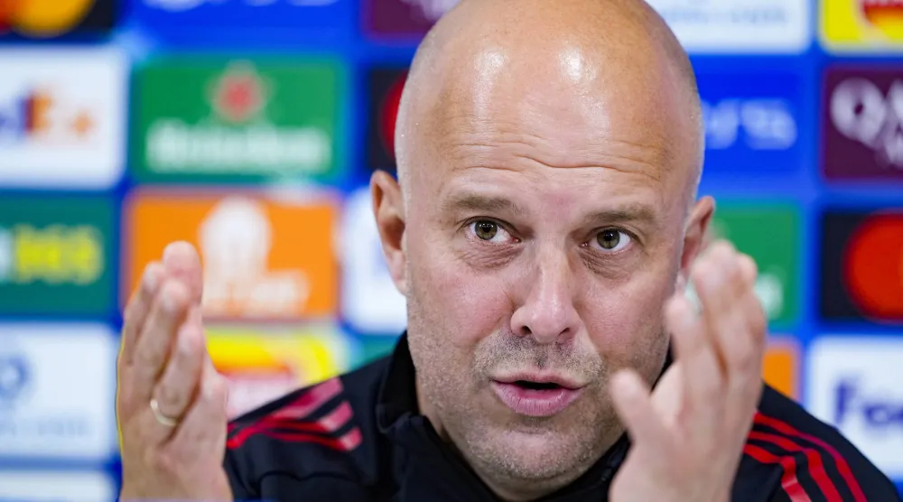 مدرب ليفربول الهولندي أرني سلوت (د.ب.أ)