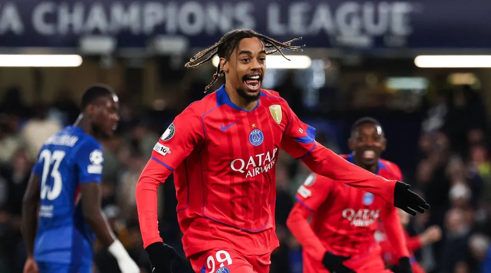 برادلي باركولا يدعم صفوف سان جيرمان (أ.ف.ب)