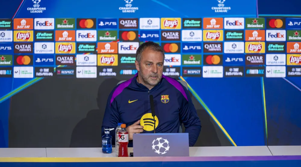 هانسي فليك مدرب برشلونة (د.ب.أ)