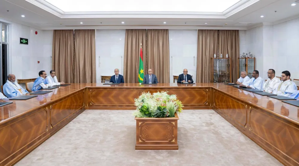 جانب من لقاء سابق بين الرئيس الموريتاني وائتلاف المعارضة في القصر الرئاسي (الرئاسة الموريتانية)