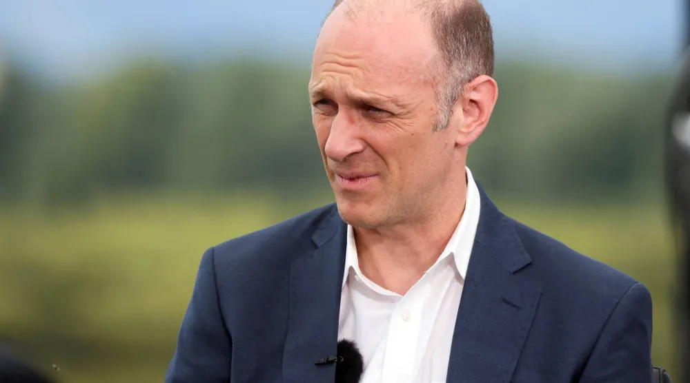 أوستن غولسبي خلال ندوة جاكسون هول الاقتصادية 2025 في الولايات المتحدة (رويترز)