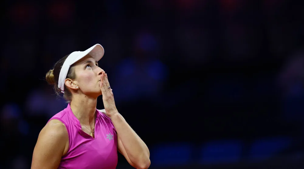 البلجيكية إليز ميرتنز إلى الدور الثاني في «شتوتغارت» (د.ب.أ)