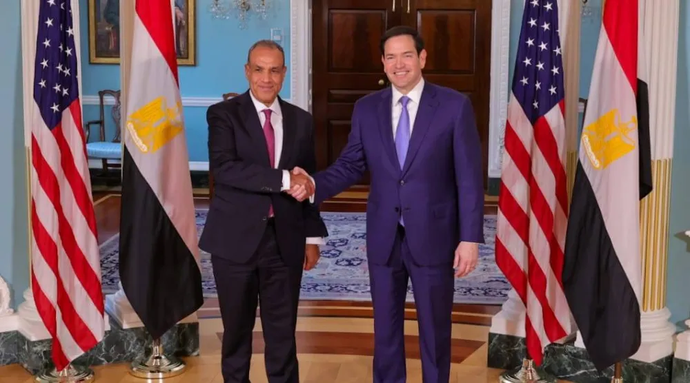 وزير الخارجية المصري خلال لقاء سابق مع نظيره الأميركي (الخارجية المصرية)